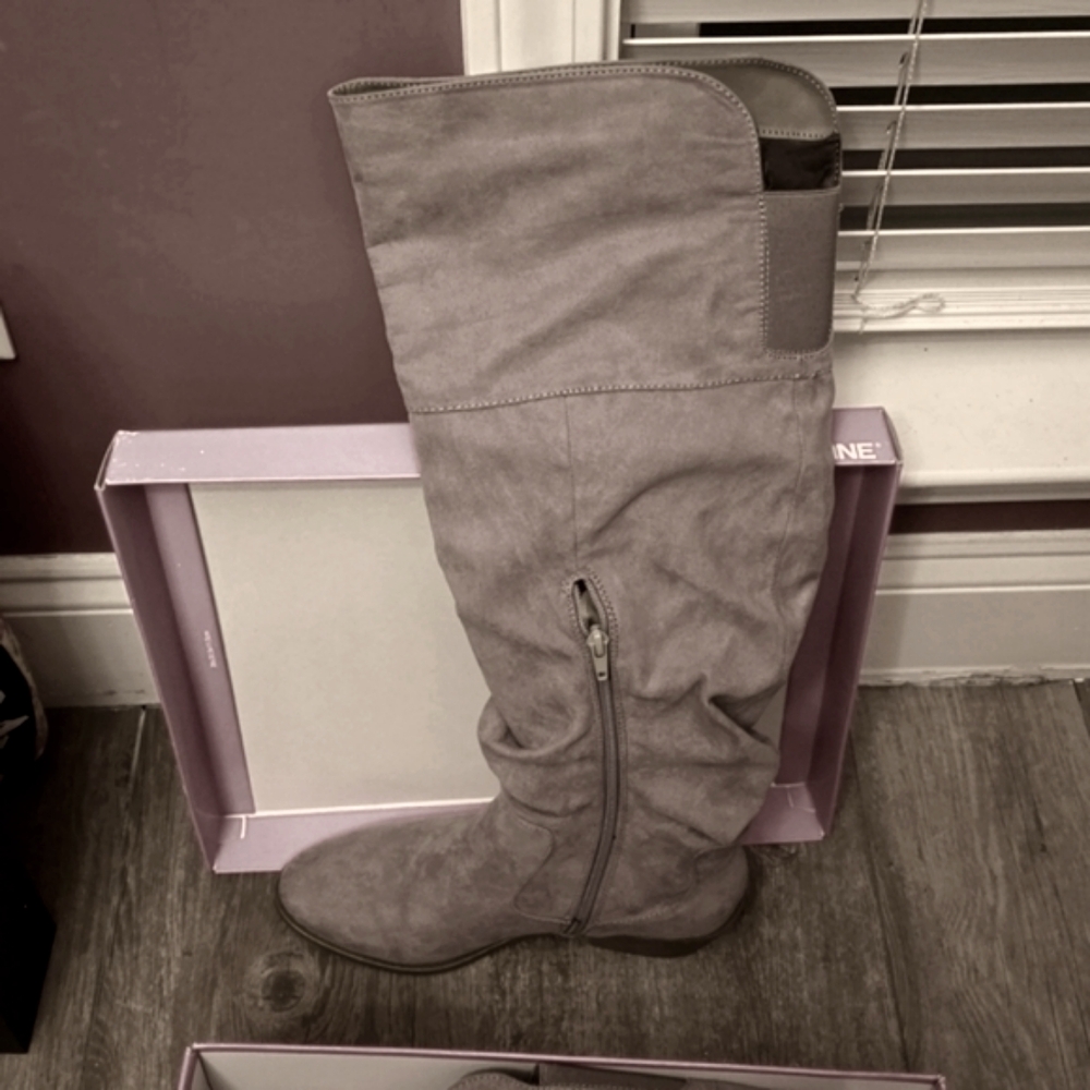 Madeline Tall Stone /Tan color boots